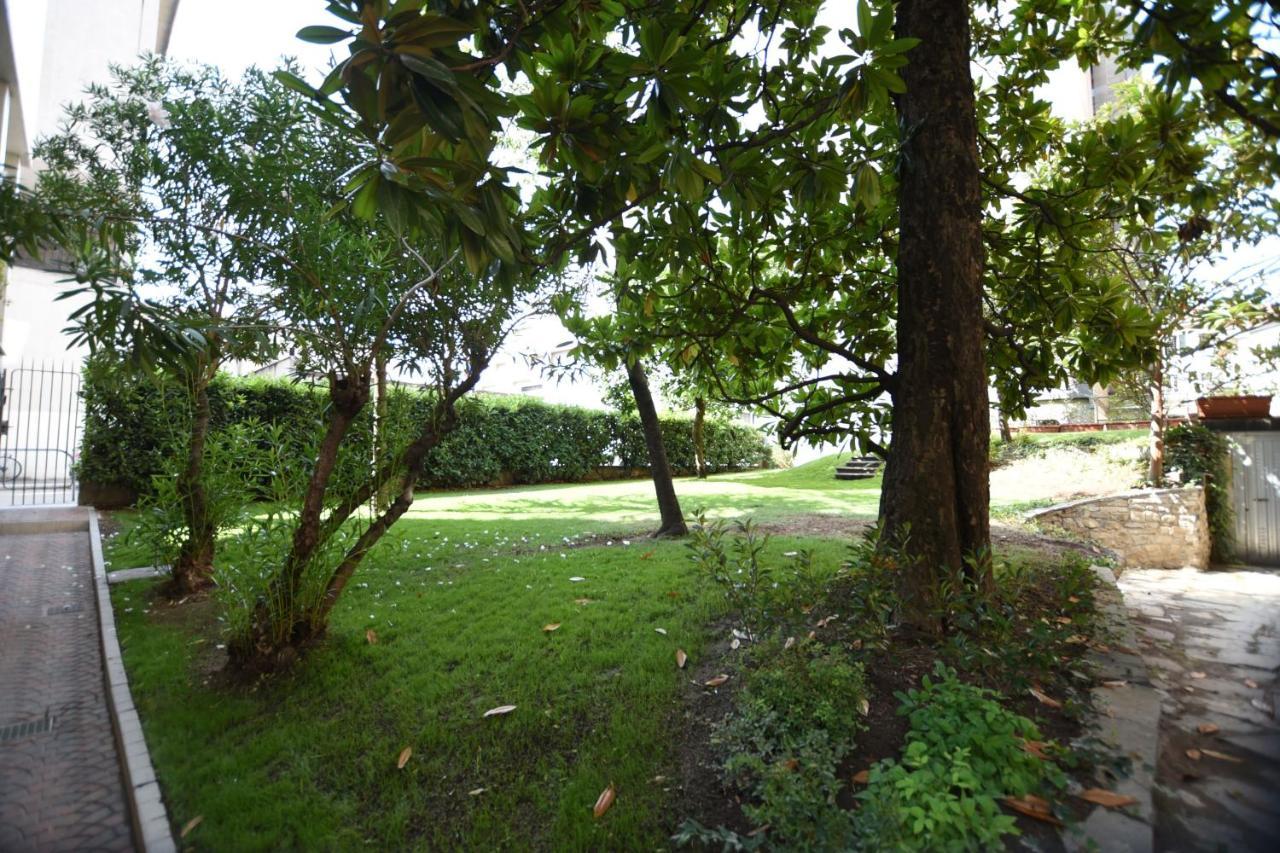 Lake Como Holiday Apartments Luaran gambar